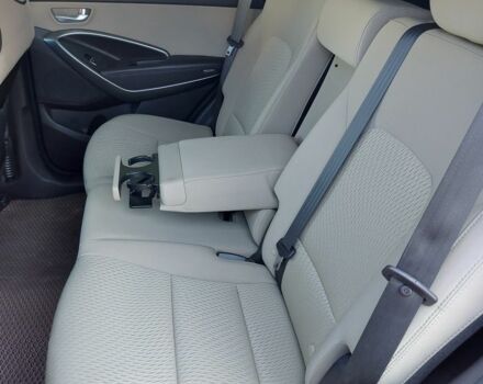 Красный Хендай Санта Фе, объемом двигателя 2.4 л и пробегом 96 тыс. км за 16300 $, фото 6 на Automoto.ua