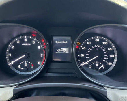 Красный Хендай Санта Фе, объемом двигателя 2.36 л и пробегом 199 тыс. км за 13000 $, фото 11 на Automoto.ua