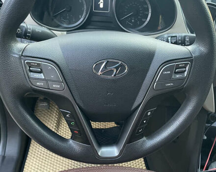 Красный Хендай Санта Фе, объемом двигателя 2.36 л и пробегом 199 тыс. км за 13000 $, фото 15 на Automoto.ua