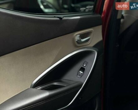 Красный Хендай Санта Фе, объемом двигателя 2 л и пробегом 125 тыс. км за 18800 $, фото 14 на Automoto.ua