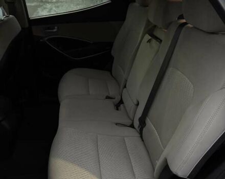 Красный Хендай Санта Фе, объемом двигателя 2.36 л и пробегом 194 тыс. км за 13500 $, фото 12 на Automoto.ua