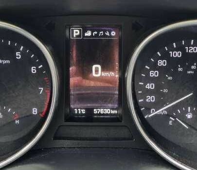 Красный Хендай Санта Фе, объемом двигателя 2 л и пробегом 57 тыс. км за 12500 $, фото 20 на Automoto.ua