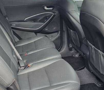 Хендай Санта Фе 2017 в Киеве на Automoto.ua Красный Хендай Санта Фе, объемом двигателя 0 л и пробегом 92 тыс. км за 11400 $, фото 10 на Automoto.ua