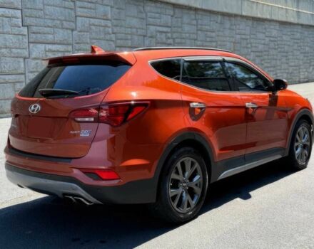 Красный Хендай Санта Фе, объемом двигателя 2 л и пробегом 50 тыс. км за 12500 $, фото 5 на Automoto.ua