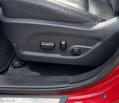 Красный Хендай Санта Фе, объемом двигателя 2 л и пробегом 57 тыс. км за 12500 $, фото 14 на Automoto.ua