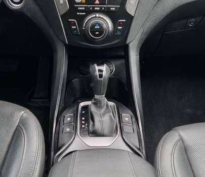 Хендай Санта Фе 2017 в Киеве на Automoto.ua Красный Хендай Санта Фе, объемом двигателя 0 л и пробегом 92 тыс. км за 11400 $, фото 18 на Automoto.ua