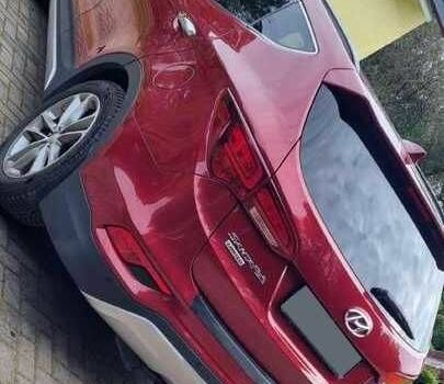 Красный Хендай Санта Фе, объемом двигателя 2 л и пробегом 57 тыс. км за 12500 $, фото 8 на Automoto.ua