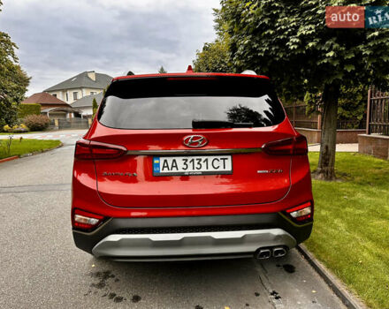 Красный Хендай Санта Фе, объемом двигателя 2.2 л и пробегом 127 тыс. км за 31000 $, фото 3 на Automoto.ua