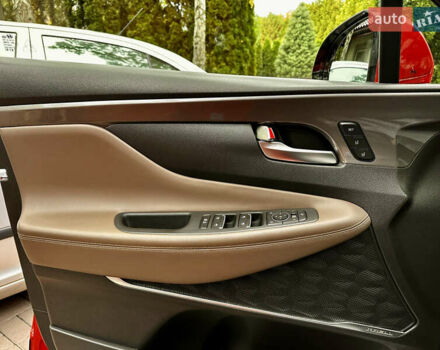 Красный Хендай Санта Фе, объемом двигателя 2.2 л и пробегом 127 тыс. км за 31000 $, фото 22 на Automoto.ua