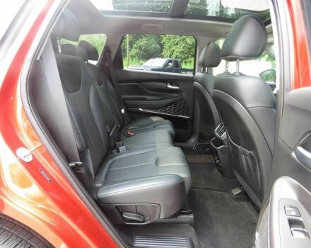 Червоний Хендай Санта Фе, об'ємом двигуна 2 л та пробігом 31 тис. км за 7400 $, фото 12 на Automoto.ua
