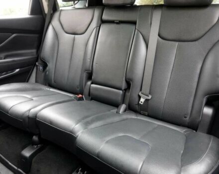 Красный Хендай Санта Фе, объемом двигателя 2 л и пробегом 45 тыс. км за 14700 $, фото 12 на Automoto.ua