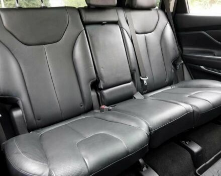 Красный Хендай Санта Фе, объемом двигателя 2 л и пробегом 45 тыс. км за 14700 $, фото 11 на Automoto.ua