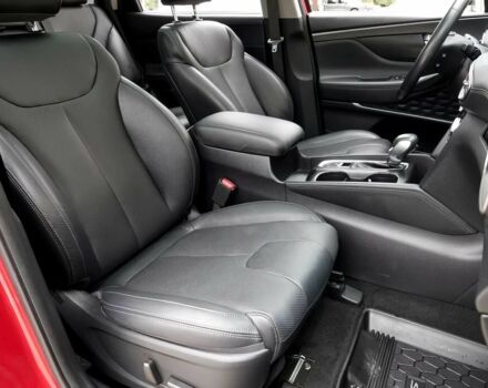 Красный Хендай Санта Фе, объемом двигателя 2 л и пробегом 45 тыс. км за 14700 $, фото 8 на Automoto.ua