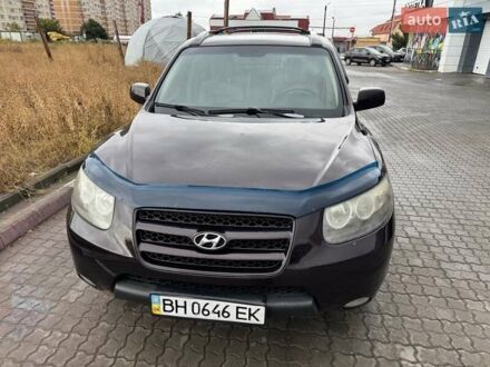 Хендай Санта Фе 2008 в Черноморске (Ильичевске) на Automoto.ua Красный Хендай Санта Фе, объемом двигателя 2.19 л и пробегом 225 тыс. км за 10300 $, фото 1 на Automoto.ua