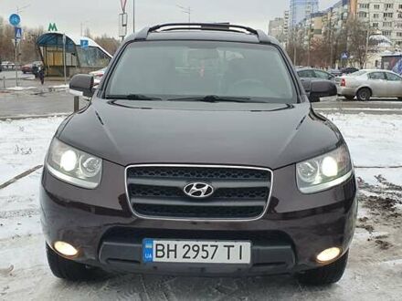 Красный Хендай Санта Фе, объемом двигателя 2.7 л и пробегом 247 тыс. км за 9200 $, фото 1 на Automoto.ua