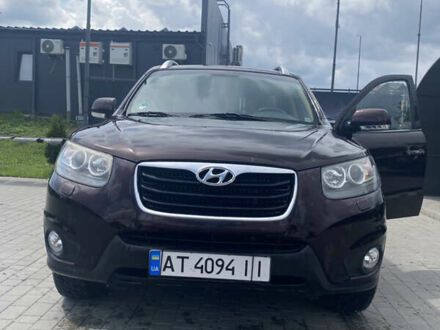 Красный Хендай Санта Фе, объемом двигателя 2.2 л и пробегом 190 тыс. км за 11499 $, фото 1 на Automoto.ua