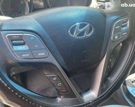 Хендай Санта Фе, объемом двигателя 2.4 л и пробегом 238 тыс. км за 15500 $, фото 14 на Automoto.ua