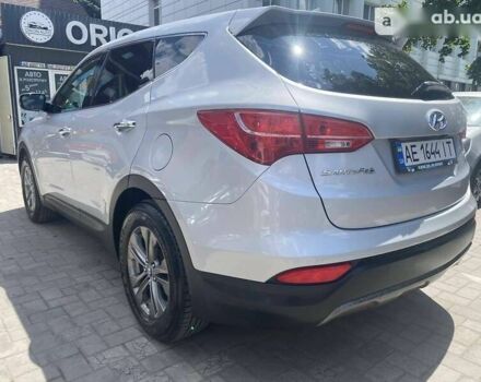 Хендай Санта Фе, объемом двигателя 2.4 л и пробегом 238 тыс. км за 15500 $, фото 19 на Automoto.ua