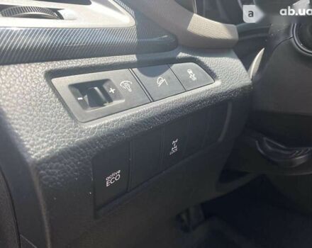 Хендай Санта Фе, объемом двигателя 2.4 л и пробегом 238 тыс. км за 15500 $, фото 12 на Automoto.ua