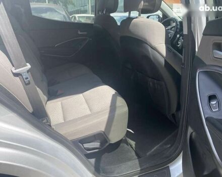 Хендай Санта Фе, объемом двигателя 2.4 л и пробегом 238 тыс. км за 15500 $, фото 10 на Automoto.ua