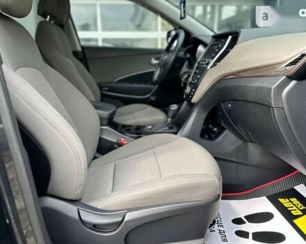 Хендай Санта Фе, объемом двигателя 2.4 л и пробегом 72 тыс. км за 18900 $, фото 16 на Automoto.ua