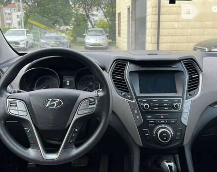 Хендай Санта Фе, объемом двигателя 2.4 л и пробегом 27 тыс. км за 19900 $, фото 10 на Automoto.ua