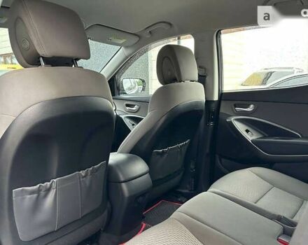Хендай Санта Фе, объемом двигателя 2.4 л и пробегом 72 тыс. км за 18900 $, фото 20 на Automoto.ua