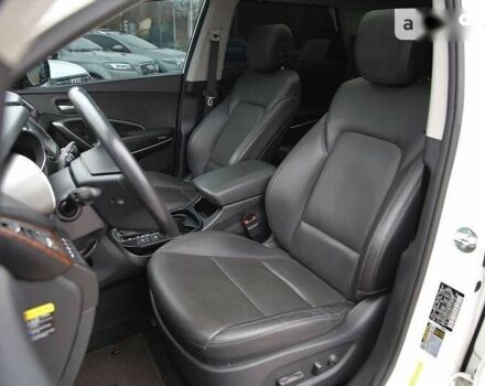 Хендай Санта Фе, объемом двигателя 3.3 л и пробегом 40 тыс. км за 23000 $, фото 9 на Automoto.ua