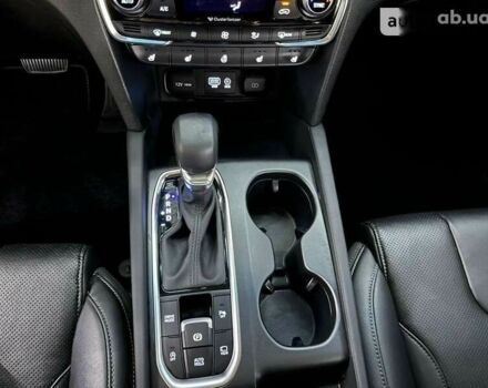 Хендай Санта Фе, объемом двигателя 2 л и пробегом 143 тыс. км за 30000 $, фото 12 на Automoto.ua