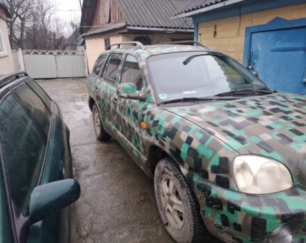 Хендай Санта Фе, объемом двигателя 2 л и пробегом 154 тыс. км за 1700 $, фото 2 на Automoto.ua