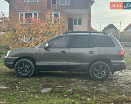 Хендай Санта Фе, объемом двигателя 2 л и пробегом 260 тыс. км за 6500 $, фото 10 на Automoto.ua
