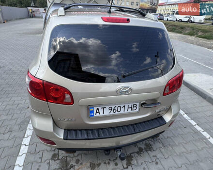 Хендай Санта Фе, объемом двигателя 2.2 л и пробегом 301 тыс. км за 8200 $, фото 9 на Automoto.ua