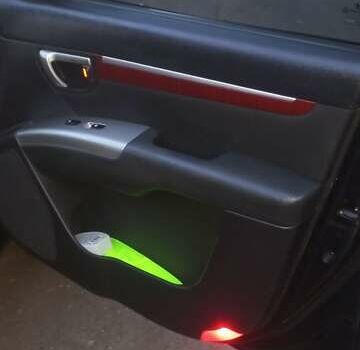 Хендай Санта Фе, объемом двигателя 2.19 л и пробегом 247 тыс. км за 10500 $, фото 14 на Automoto.ua