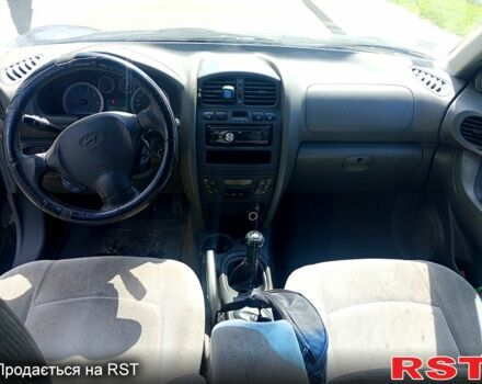 Хендай Санта Фе, объемом двигателя 2 л и пробегом 300 тыс. км за 3499 $, фото 2 на Automoto.ua