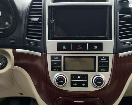 Хендай Санта Фе, об'ємом двигуна 2.2 л та пробігом 202 тис. км за 9800 $, фото 18 на Automoto.ua