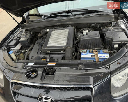 Хендай Санта Фе, объемом двигателя 2.2 л и пробегом 252 тыс. км за 10000 $, фото 13 на Automoto.ua