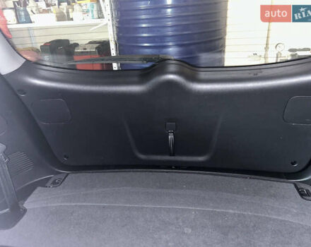 Хендай Санта Фе, объемом двигателя 2.7 л и пробегом 90 тыс. км за 12700 $, фото 77 на Automoto.ua