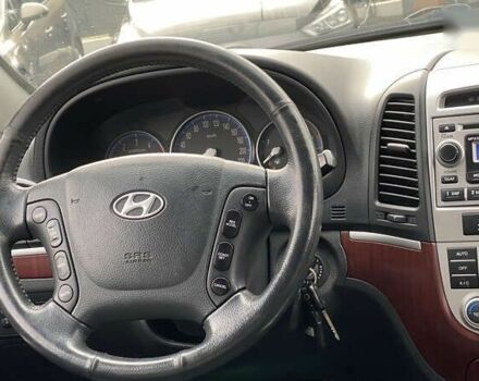 Хендай Санта Фе, объемом двигателя 2.2 л и пробегом 243 тыс. км за 9900 $, фото 19 на Automoto.ua