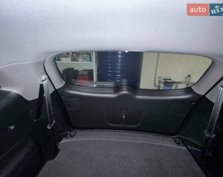 Хендай Санта Фе, объемом двигателя 2.7 л и пробегом 90 тыс. км за 12700 $, фото 73 на Automoto.ua