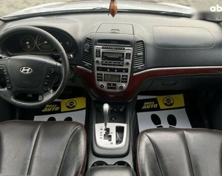 Хендай Санта Фе, объемом двигателя 0 л и пробегом 210 тыс. км за 9500 $, фото 8 на Automoto.ua