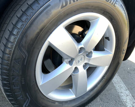 Хендай Санта Фе, объемом двигателя 2.7 л и пробегом 90 тыс. км за 12700 $, фото 5 на Automoto.ua