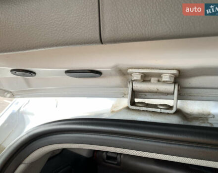 Хендай Санта Фе, объемом двигателя 2.7 л и пробегом 90 тыс. км за 12700 $, фото 26 на Automoto.ua