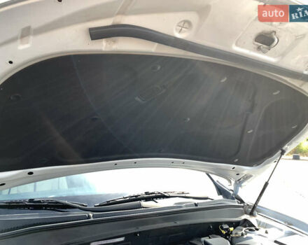 Хендай Санта Фе, объемом двигателя 2.7 л и пробегом 90 тыс. км за 12700 $, фото 37 на Automoto.ua