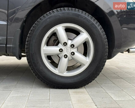 Хендай Санта Фе, объемом двигателя 2.2 л и пробегом 300 тыс. км за 5100 $, фото 43 на Automoto.ua