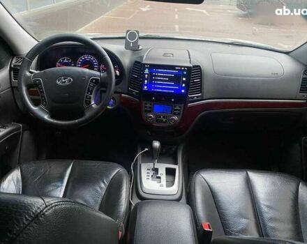 Хендай Санта Фе, объемом двигателя 2 л и пробегом 270 тыс. км за 11900 $, фото 16 на Automoto.ua