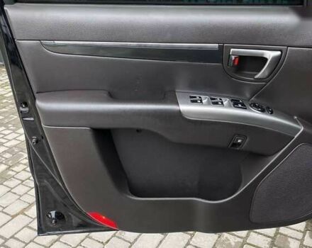 Хендай Санта Фе, объемом двигателя 2.2 л и пробегом 242 тыс. км за 14500 $, фото 17 на Automoto.ua