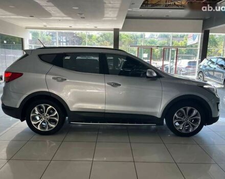 Хендай Санта Фе, объемом двигателя 2 л и пробегом 171 тыс. км за 16500 $, фото 3 на Automoto.ua