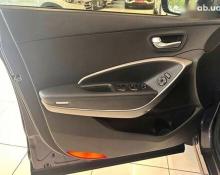 Хендай Санта Фе, объемом двигателя 2 л и пробегом 124 тыс. км за 16500 $, фото 11 на Automoto.ua