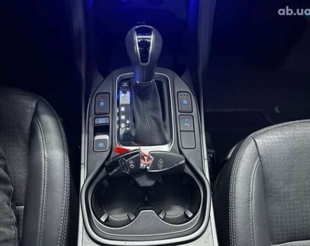 Хендай Санта Фе, объемом двигателя 2 л и пробегом 124 тыс. км за 16500 $, фото 15 на Automoto.ua