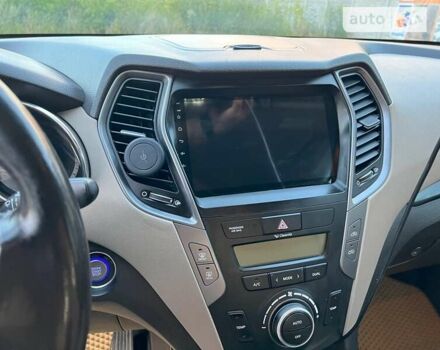 Хендай Санта Фе, объемом двигателя 2.2 л и пробегом 147 тыс. км за 19950 $, фото 21 на Automoto.ua